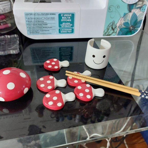 Super Cute Rare Mushroom Ceramic Chopstick Rests SET Organize all In Mushroom - Picture 4 of 8
